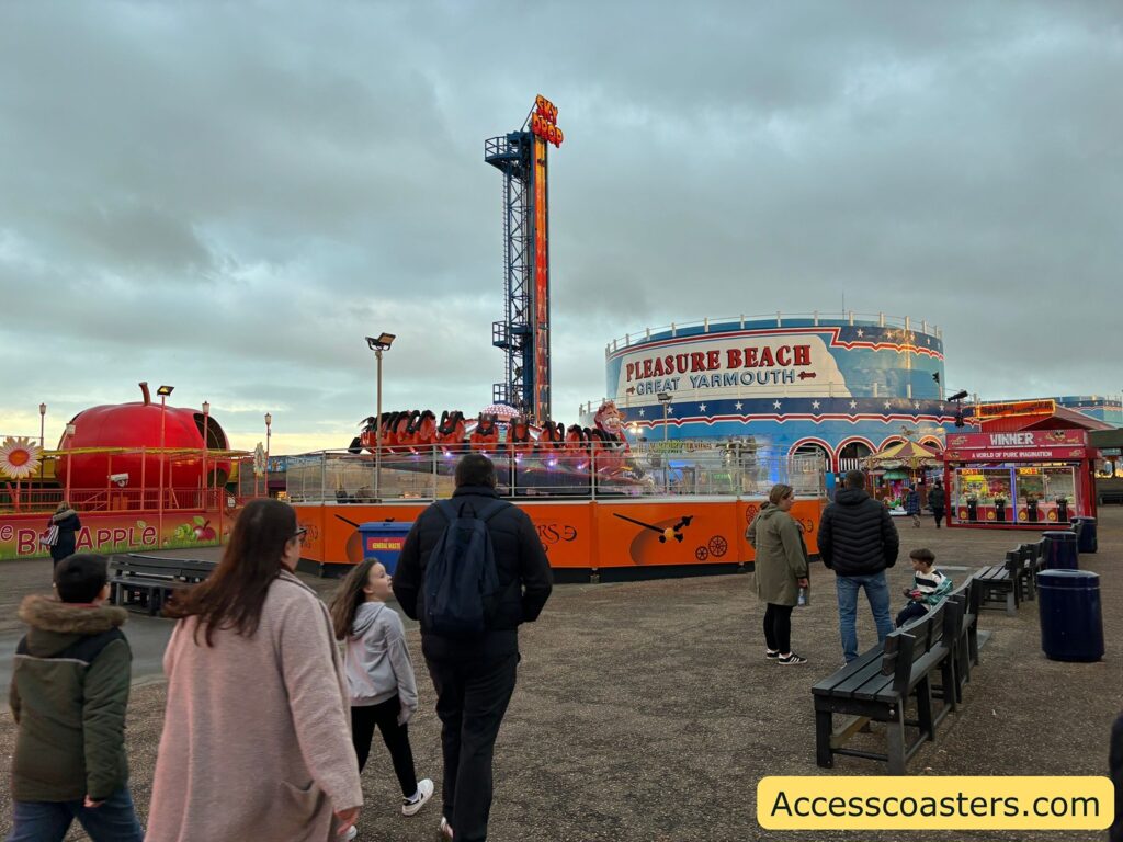 Wide shot of Reverse Time ride 